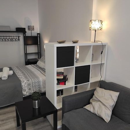 Apartamento Turistico Lyra Baena Exteriör bild