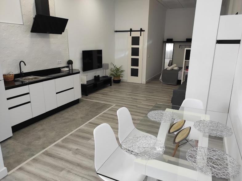 Apartamento Turistico Lyra Baena Exteriör bild