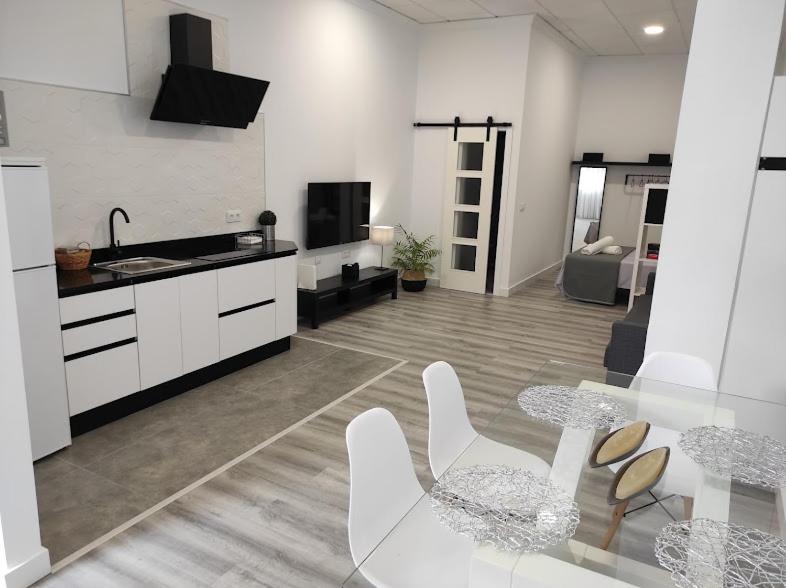 Apartamento Turistico Lyra Baena Exteriör bild