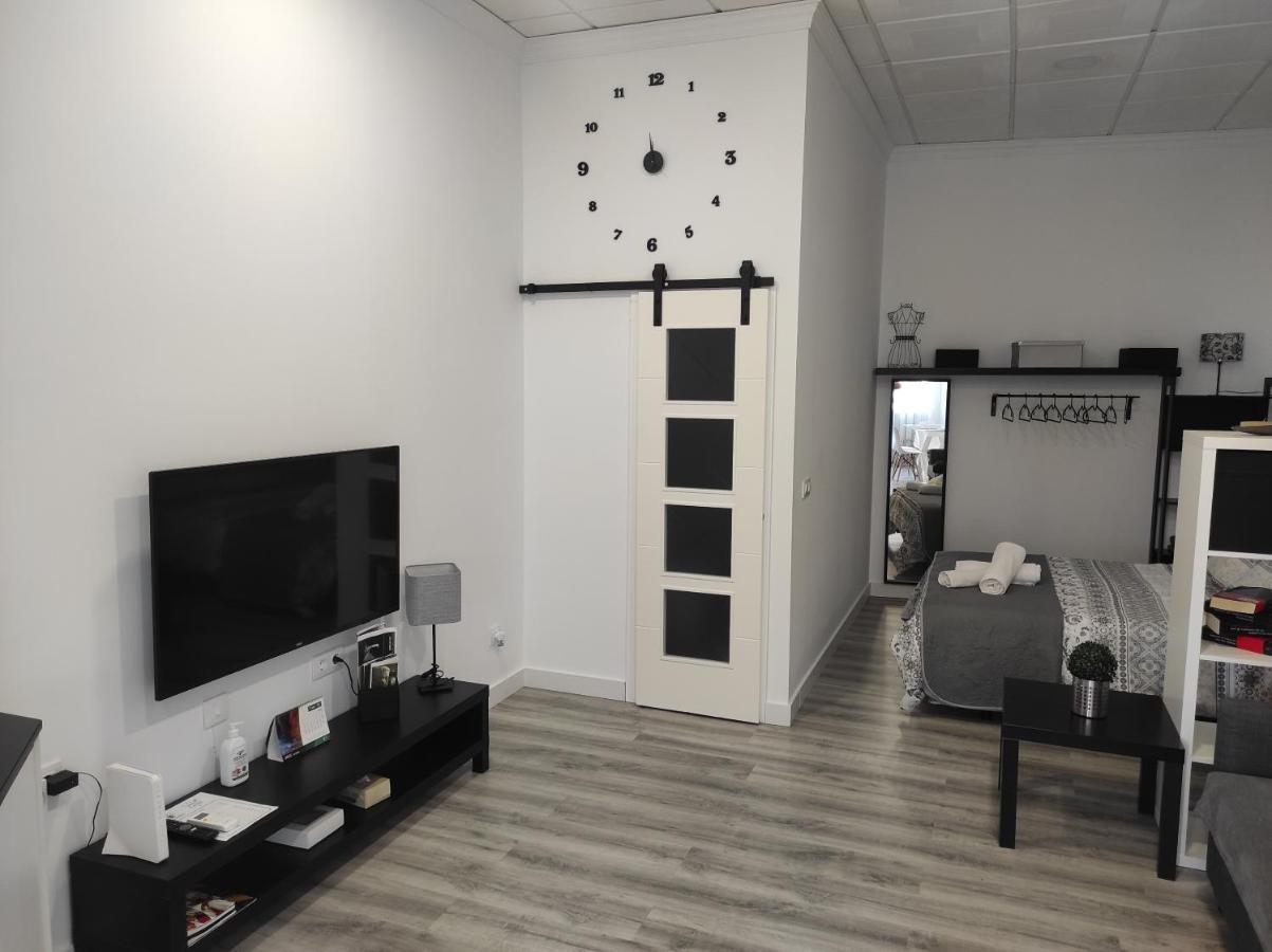 Apartamento Turistico Lyra Baena Exteriör bild